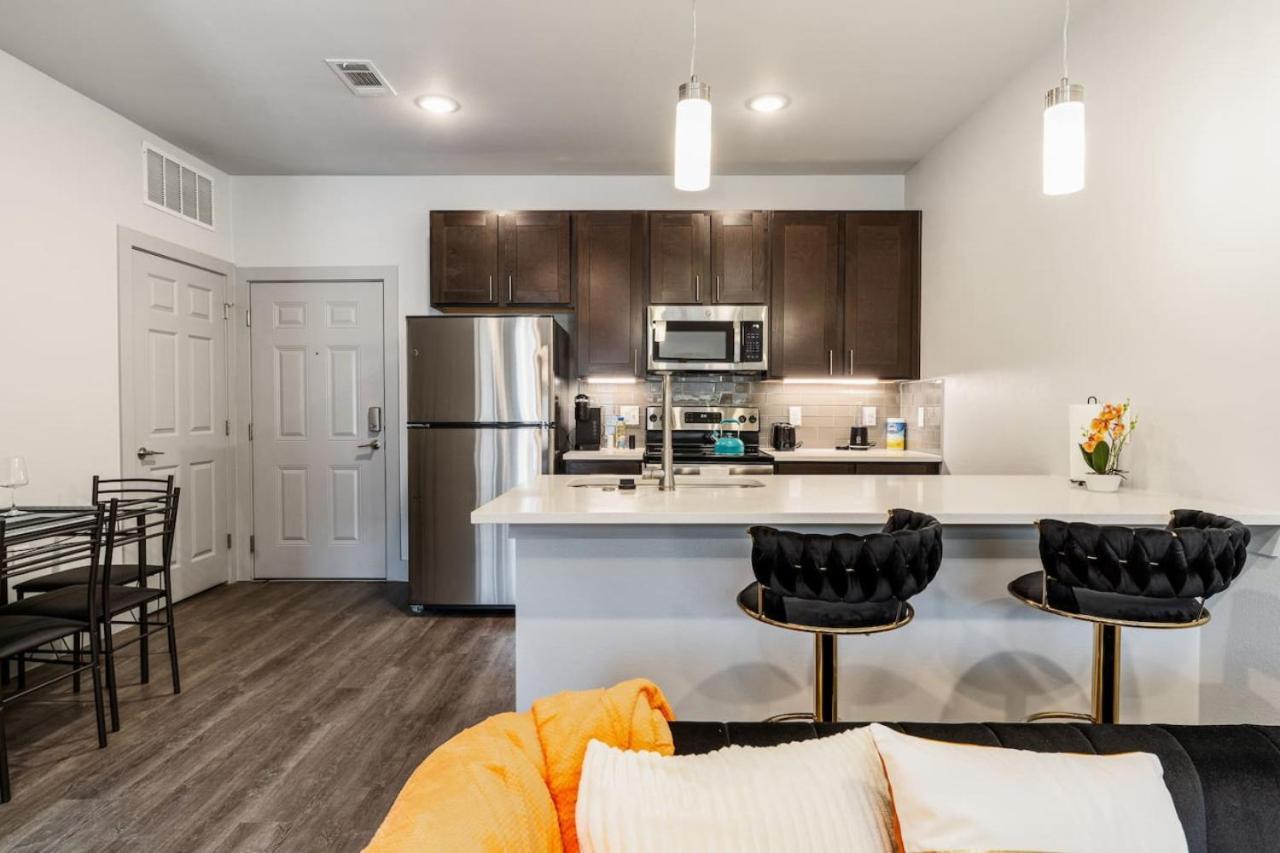 Corporate Housing By Mgm Apartment Гранд Прери Екстериор снимка